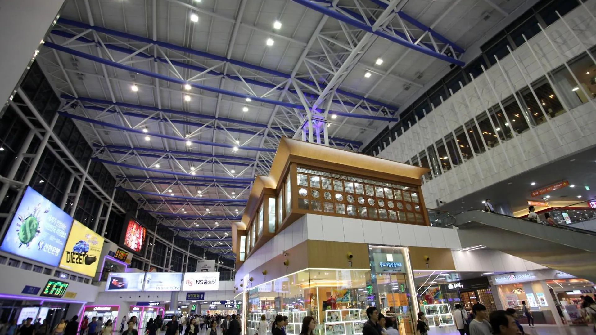 K-Pop Hotel Seoul Station